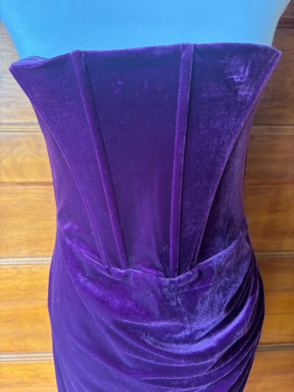 Lulu's Strapless Velvet Midi Dress in Deep Plum - Picture 2 of 8